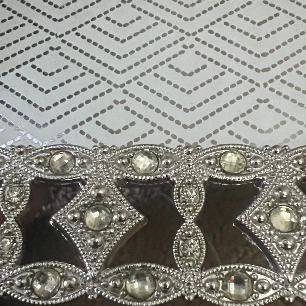 Parisian Works Elegant Silver Photo Frame